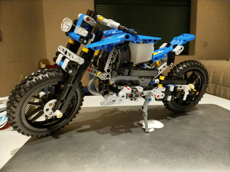 Illustration for article titled Santa gave the Lego GS to my brother, I began the modding process. What should I do to it?